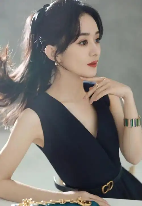 赵丽颖写真每一帧都是绝美画面太惊艳