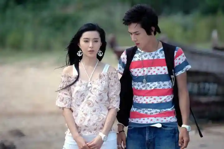 温兆伦 / 高颖莎 / 金桢勋 / 赵久毅 / 滕旋 / 赵娜 / 卢誉文