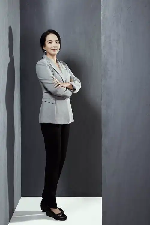 谁没年轻过之麦田守望者吕丽萍专访热爱舞台这是我的本行