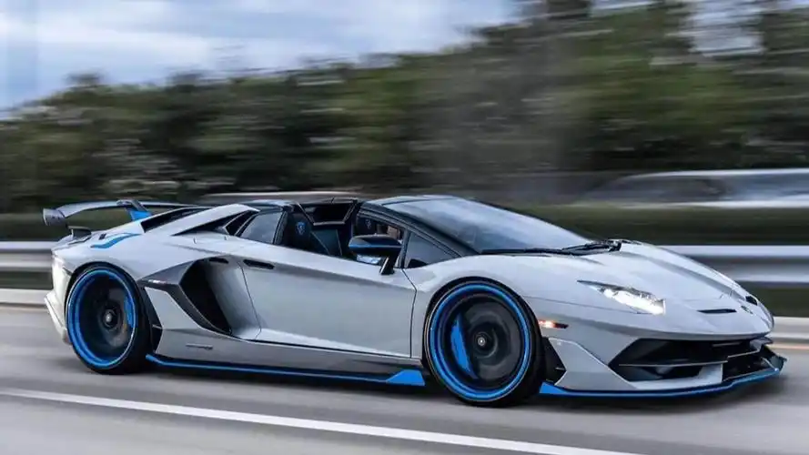 酷炫超跑by不蛀牙