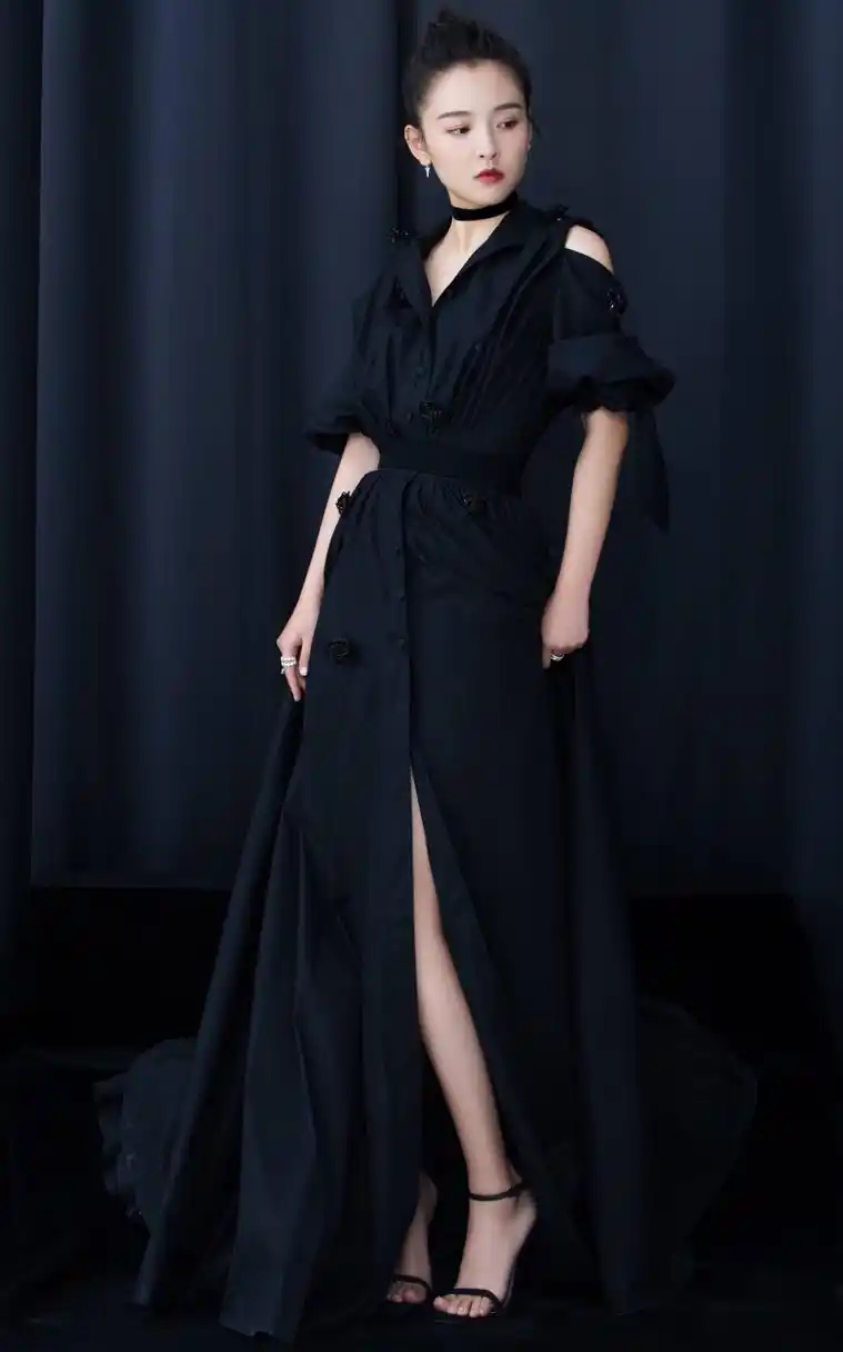 吴倩  美腿玉足合集