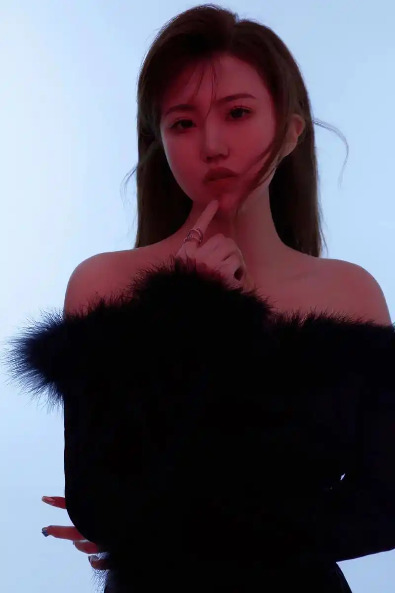 超高级的时尚个性写真  泰裤辣 #个人写真  - 抖音