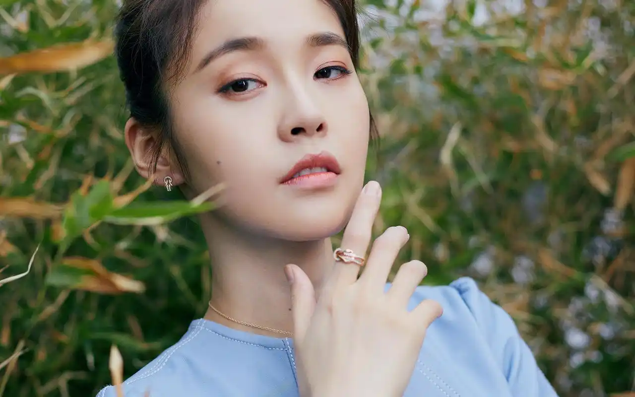 张佳宁清新甜美写真桌面壁纸-大陆明星-手机壁纸下载-美桌网