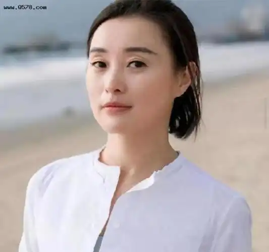 演员吴越:陈建斌前女友,50岁不婚不育,风光背后有眼泪