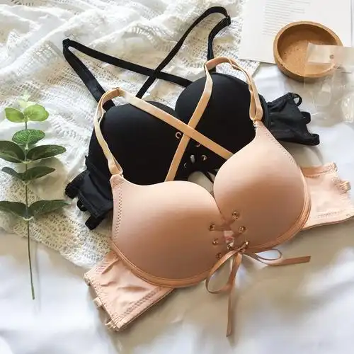 分类:乳白色 颜色分类:黑色 尺码:65a 尺码:65b 尺码:70a 罩杯款式:3