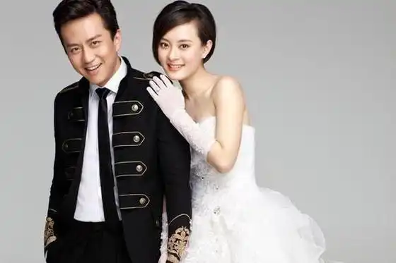 李维嘉龙丹妮疑似结婚我们该不该隐婚