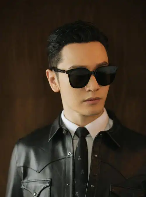 霸道总裁黄晓明帅气写真