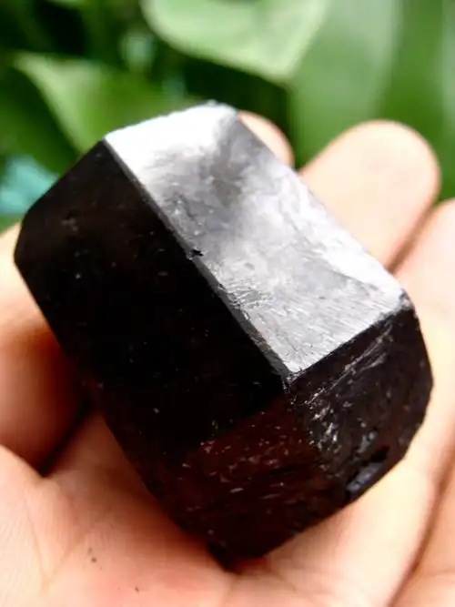 疗愈石 天然黑碧玺原石 海底轮脉轮能量石 托玛琳