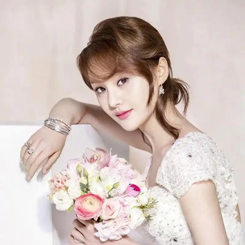 郑爽:一个直爽而又才华横溢的女孩子!