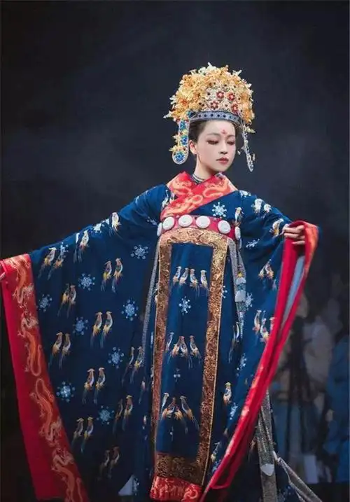 袆衣是皇家后妃的独有衣物,谈宋代三教文化对"袆衣"制度的影响