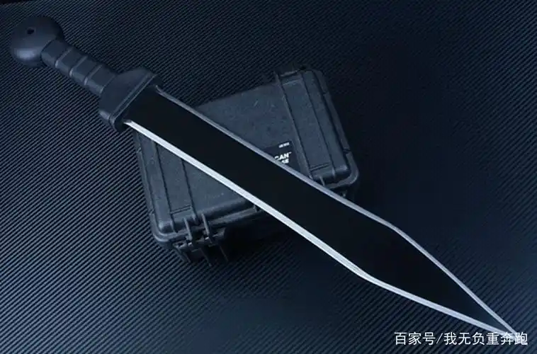 四款经典"冷钢"长军刀,若让你去野外求生一次,你选哪款自卫?