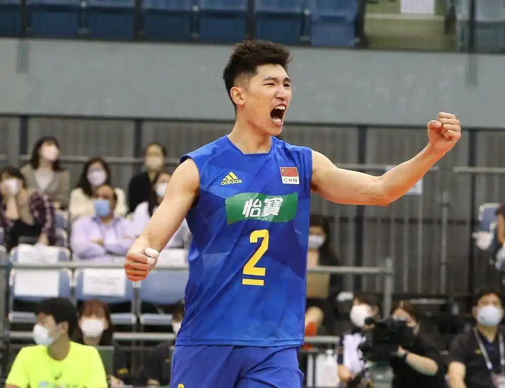 约大牌 | 中国男排队长江川:累足成步 锻造自信