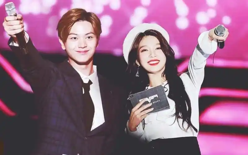 星宿夫妇陆星材朴秀荣因为是你所以才笑的那么开心