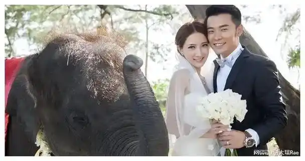 陈赫带两个女儿回张子萱老家过暑假,一家四口罕见同框,画面温馨