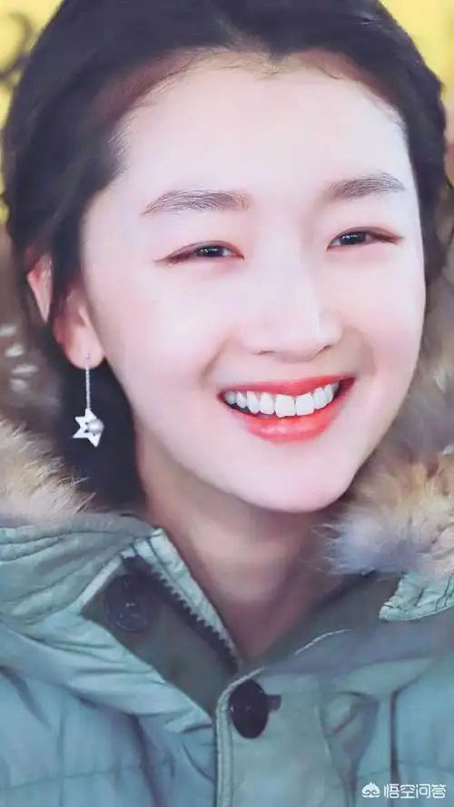 如何评价周冬雨的外貌? - 石塘网