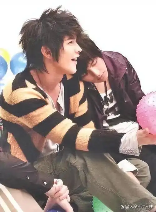 炎亚纶惊天大瓜,原来以前汪东城什么都知道,还曾反锁房门!