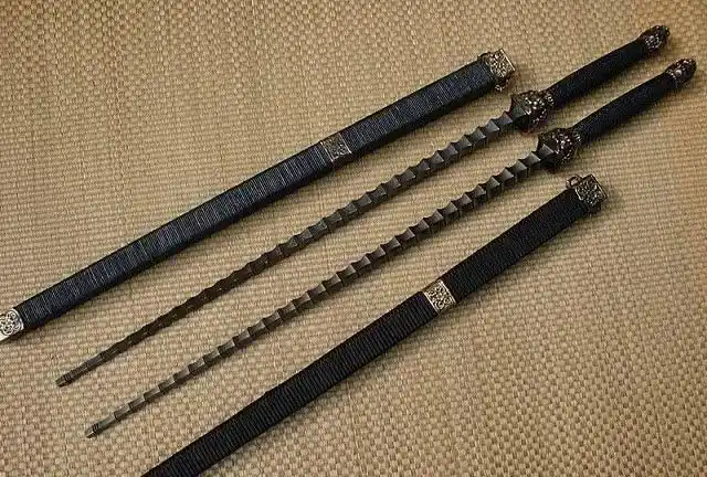 盘点我国古代那些成双成对的冷兵器,单独拿出一把威力全无