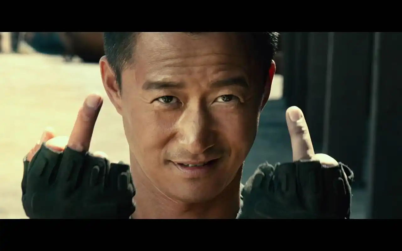 近日,《战狼2》真是火得一塌糊涂.吴京一下子就要成国产片票房新秀了.