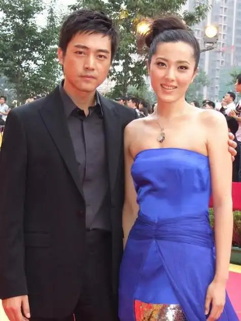 曾黎老公,富大龙饶敏莉,本文共(1434字)