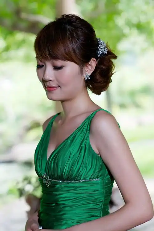 成熟高雅 庄重大方 我最爱的女人