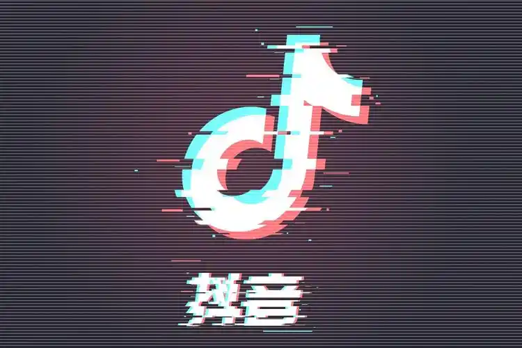 男子为拍抖音往别人头上泼火锅获刑六个月