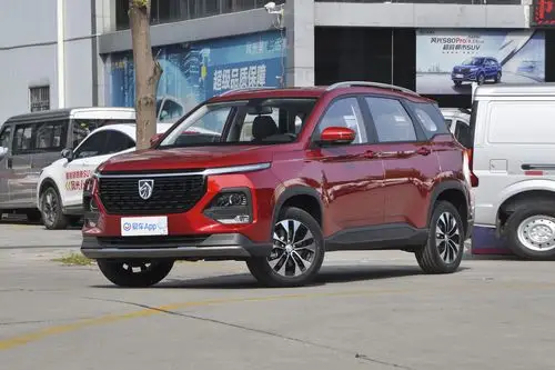 2020款宝骏53015tcvt尊贵互联型6座