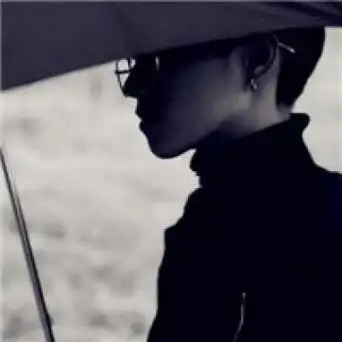 此生等候你回头男生头像图片回车桌面