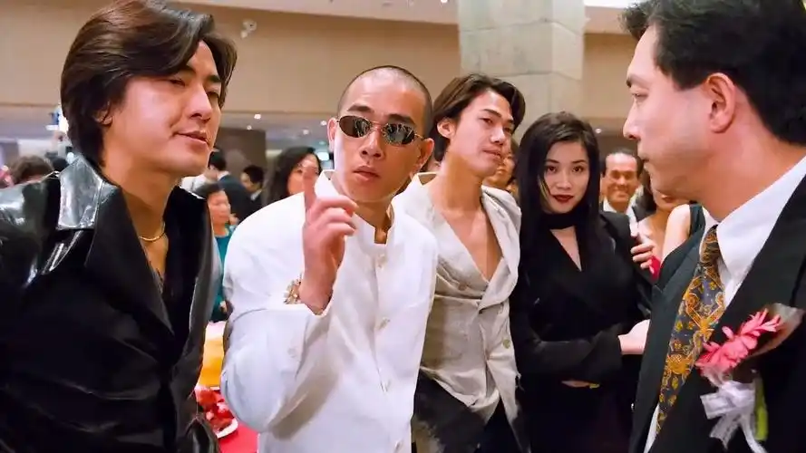 山鸡再现古惑仔名场面 古惑仔之猛龙过江