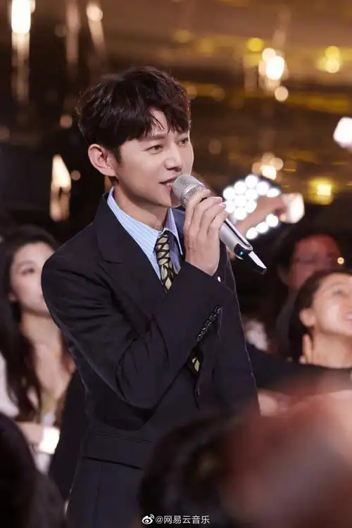 莫文蔚@杨宗纬@张韶涵@魏如萱waa@张杰@华晨宇yu@时代少年团队长-马嘉