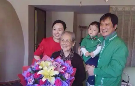 姬云飞个人资料 姬云飞的真实年龄