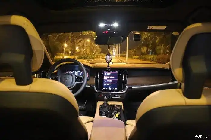 【图】s90晚间灯光效果是怎样的?_沃尔沃s90论坛_汽车之家论坛