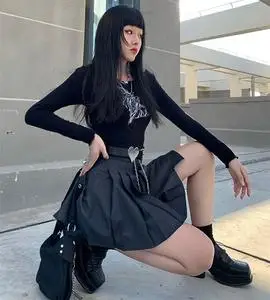 酷女孩穿搭上衣服两件套装女潮2021酷帅风格蹦迪女装帅气酒吧辣妹