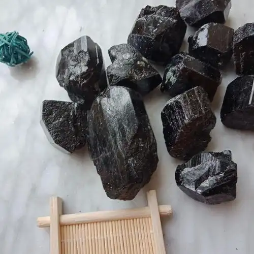 远大矿业直供高纯黑色电气石水处理负离子610目新疆单晶体