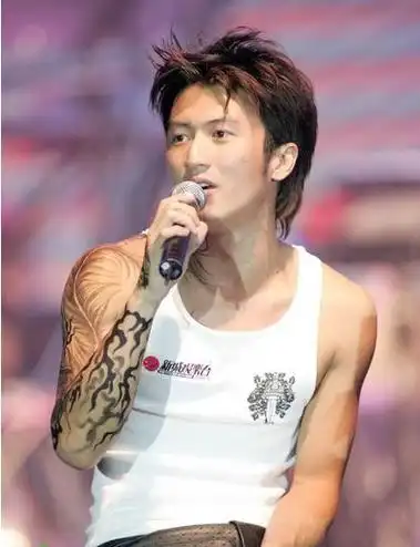 谢霆锋的花臂图腾刺青 - 798纹身网