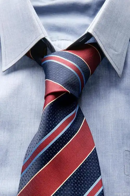 市面上的大牌男士领带都是怎么搭配的呢?