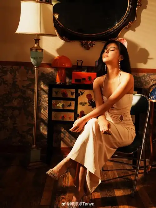 06我和《繁花》的御姐李李就差一个王家卫了09    353636