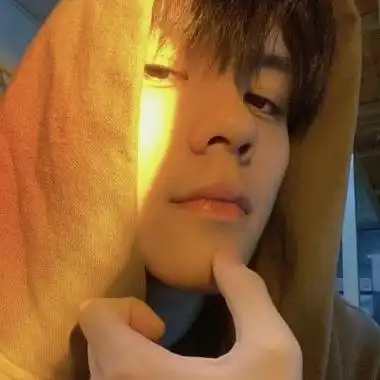 ins风帅气冷酷霸气真人男生头像 高清文艺风格的男神头像_男生头像_美