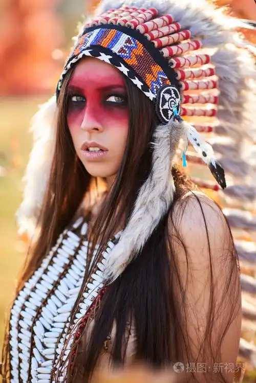 在美洲印第安人一套漂亮的女孩
