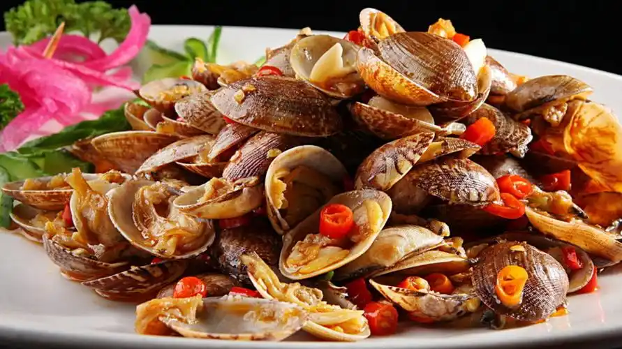 辣炒花蛤的家常做法,肉质鲜嫩,香辣可口,想学的赶紧收藏起来吧