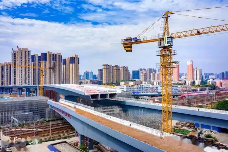 洛阳这座立交成功上跨陇海铁路_主线桥