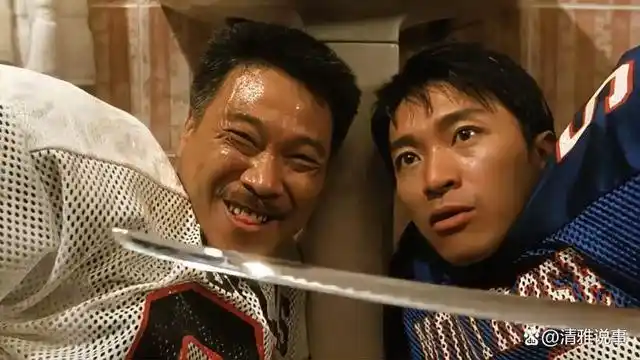 在很多电影中,周星驰对吴孟达的称呼都是三叔!