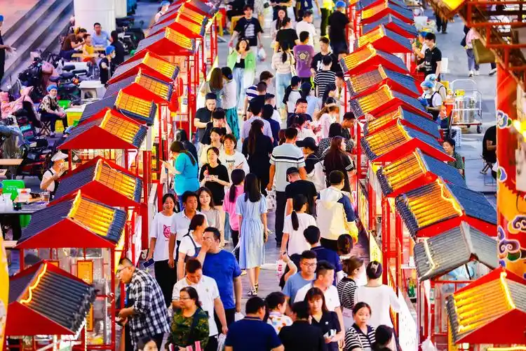 聊城"夜经济"点亮新"夜"态