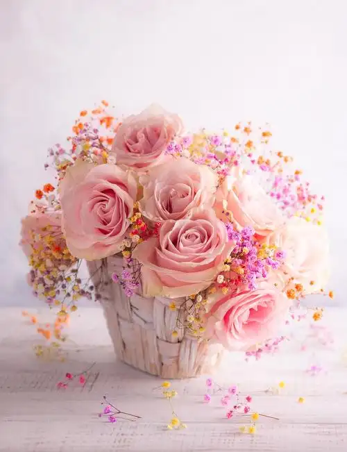 花爱心展板背景粉色浪漫玫瑰七夕活动100元优惠券七夕优惠券粉红色小