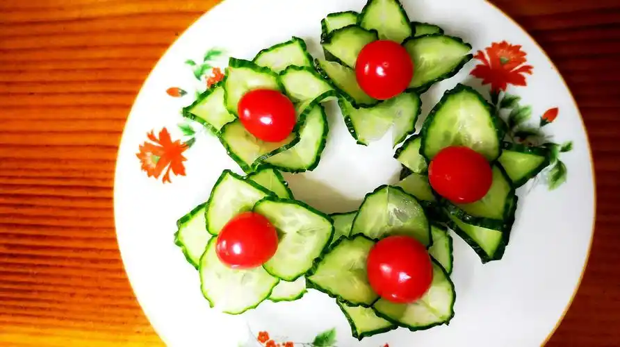 黄瓜的花式切法,简单易学,春节摆盘招待客人倍有面子!