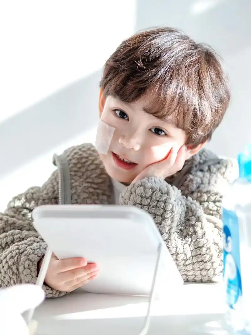 这么漂亮一定是男孩子呀.#治愈系笑容 #人类幼崽成长记 #人 - 抖音