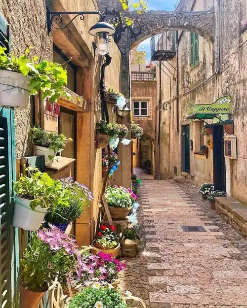 意大利风情小镇 适合养老居住