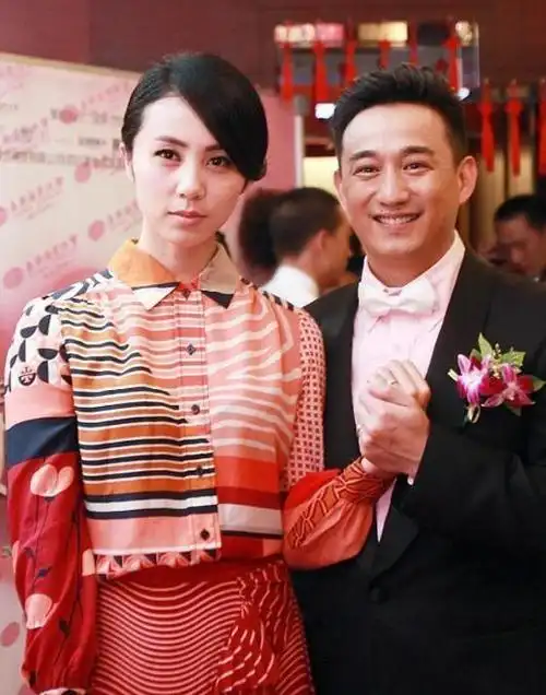 孙莉被黄磊追到手时才18岁,看完孙莉旧照后,才知道黄磊有多美哉