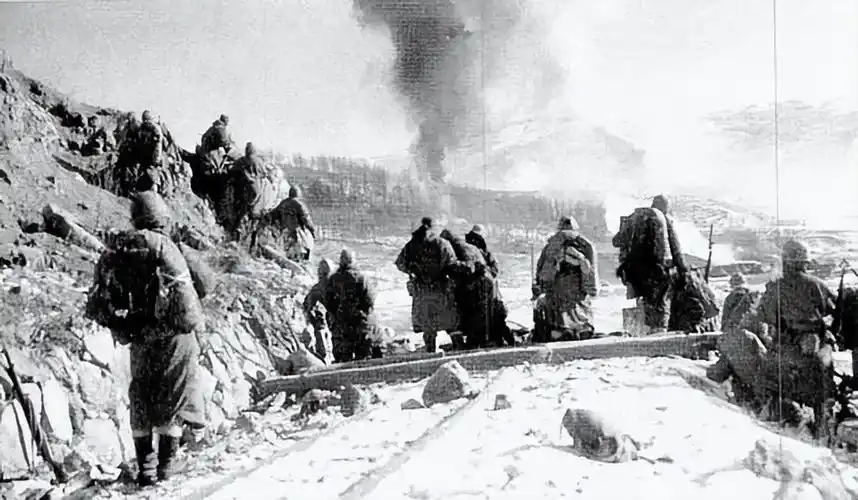 长津湖之战后逃脱的美军陆战一师师长史密斯最后结局如何