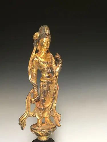 唐铜鎏金观音立像