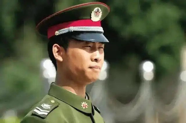 视帝张译是如何走到今天的,他凭的是演技是执着_洪雷_士兵突击_北京